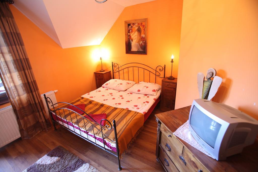 Hotel Siedlisko Brzeziniak Cisna Habitación foto